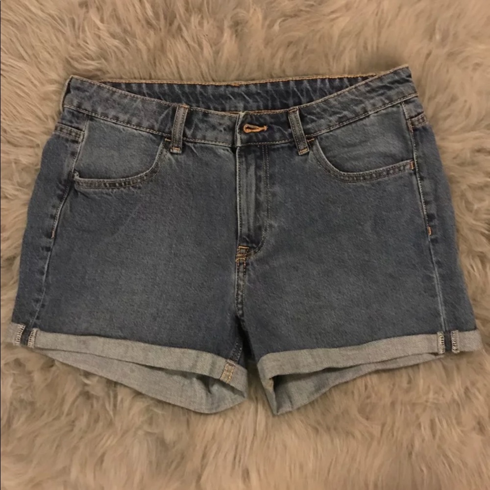 High waisted H&M shorts